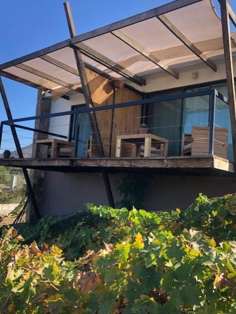 Suites Nativo - Beautiful Vineyard & Valley View Вале де Гуадалупе Екстериор снимка